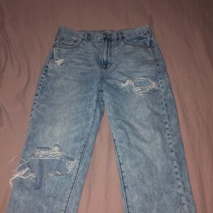 American eagle mom jeans